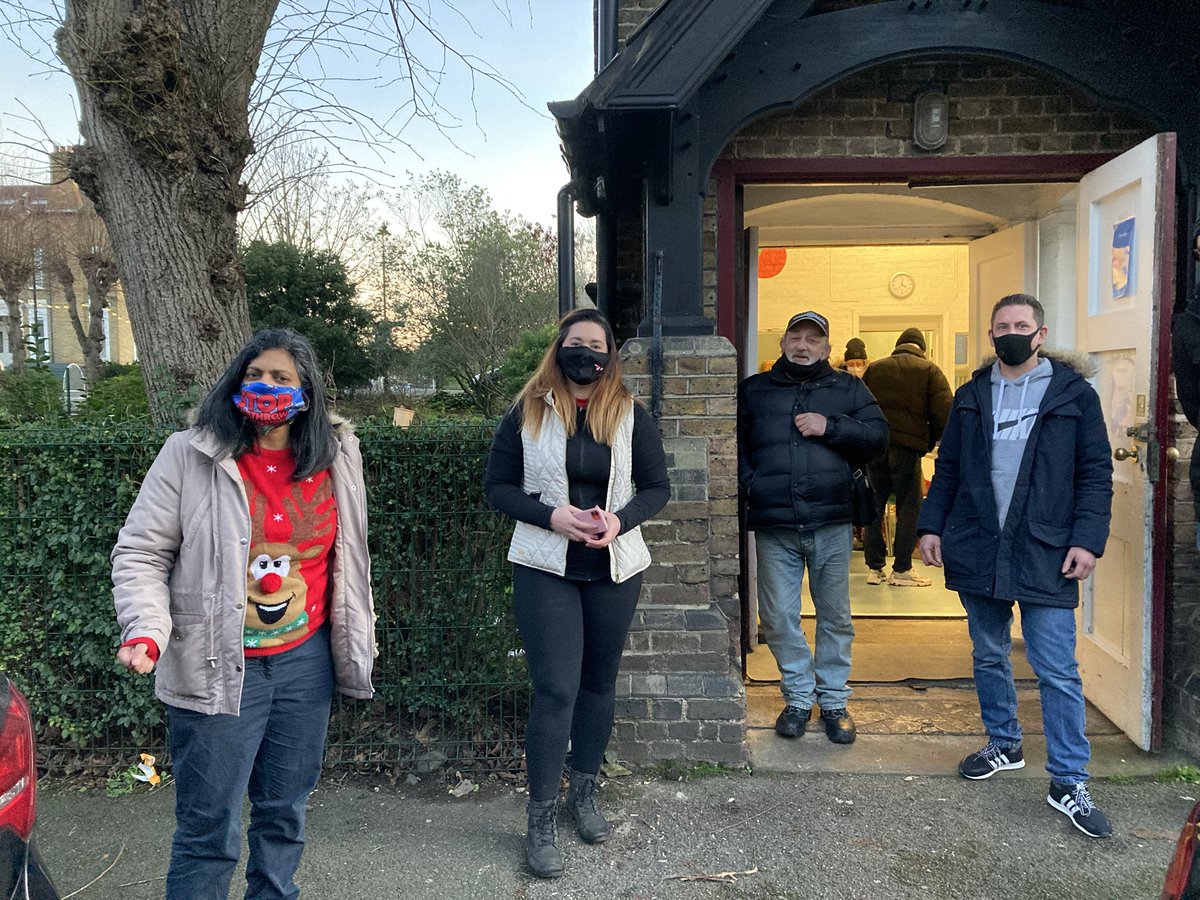 Top work from the A-Team <a href="/ealingsoup/">Ealing Soup Kitchen</a> today from <a href="/stpaulsealing/">St Paul's Ealing</a> serving up packed lunches to anyone in need

Also on 3:30-5pm Saturday and Sunday at St John’s church, Mattock Lane W13 then from 6pm Monday <a href="/salvationarmyuk/">The Salvation Army</a> Leland Road W13