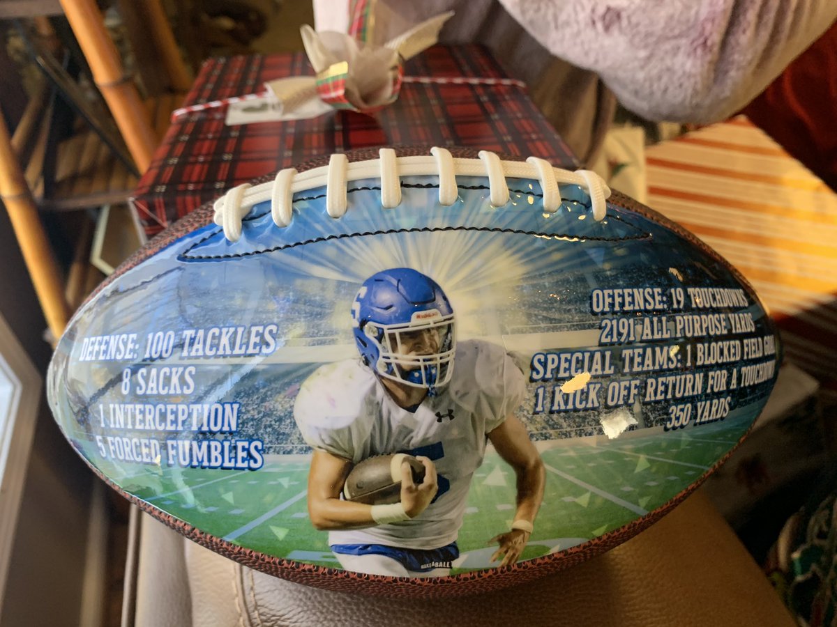 hank_atchison's tweet photo. This is a great reminder of a fun senior season. Proud of you @AtchisonCade https://t.co/1QXSz8TWFm