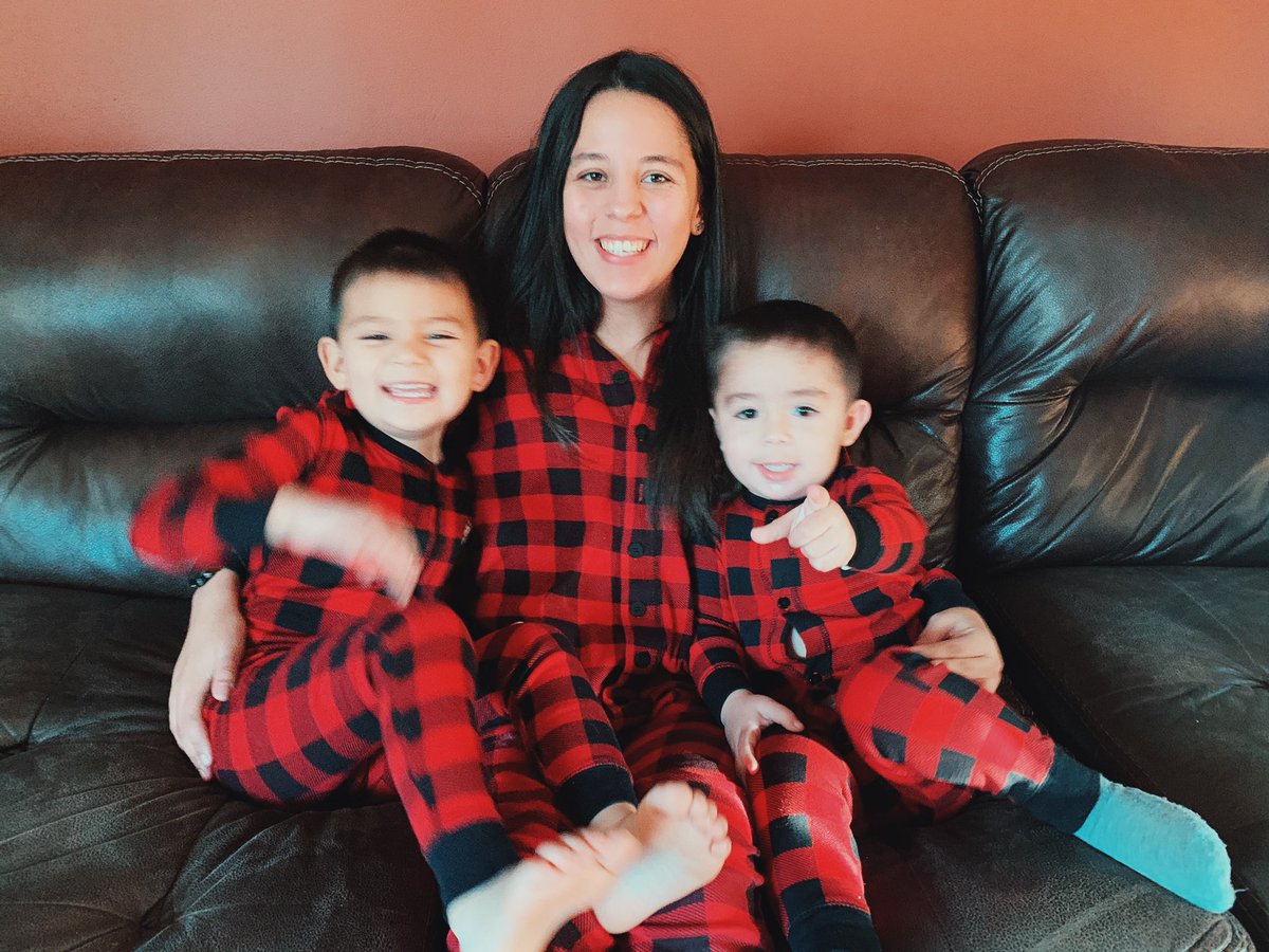 Damaris Reyes 🌺 tweet media