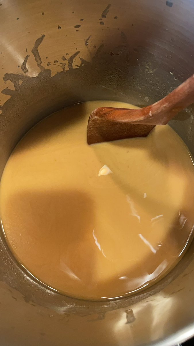 anne_boerner's tweet image. Getting there.
#FirstYouMakeARoux 
cc: @esglaude