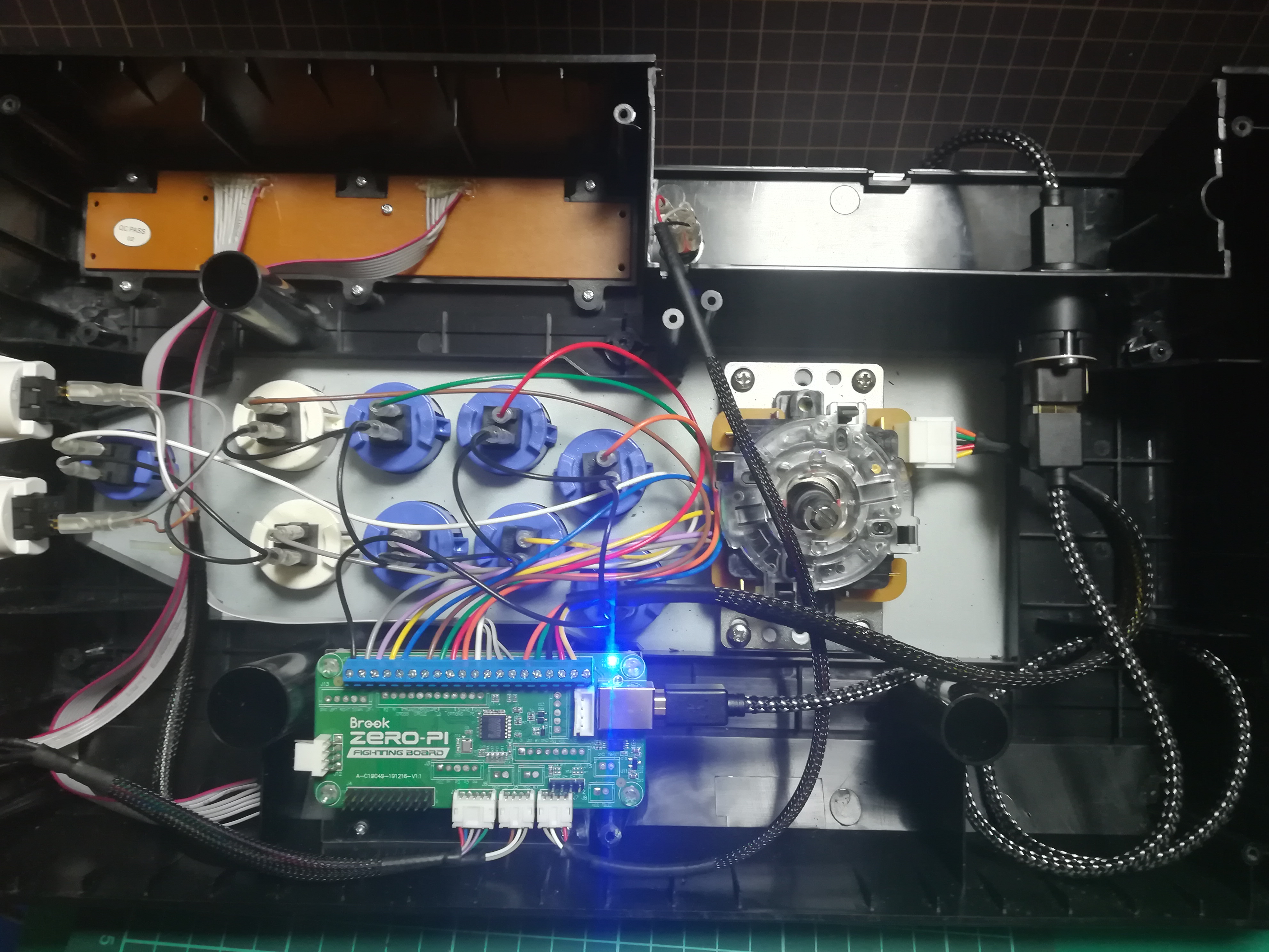 自作アケコン Brook Zero- Pi すばらし ファイティングボード