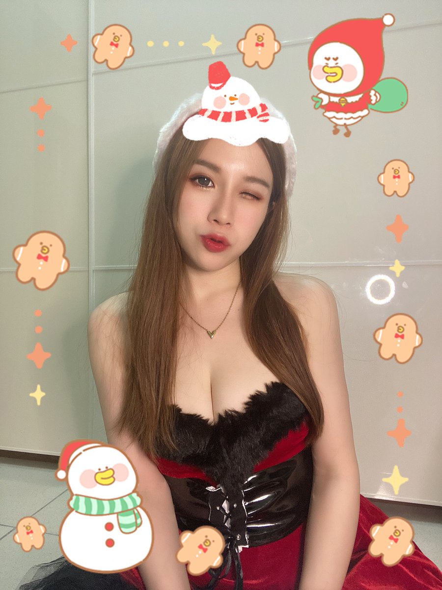 聖誕快樂🎄
-

 #作品撮り #攝影 #人像 #裏アカ女子 
#photography #photooftheday #photo 
#photographer  #love #instagood #model #smile #cute #girl #iphone11 #keppel https://t.co/4JAFKjx3GE
