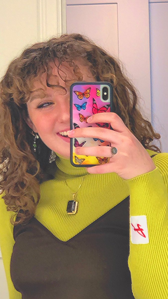 _char__latte_'s tweet photo. @ashemusic sporting the merch today!! <3 https://t.co/9HC1pusmV4