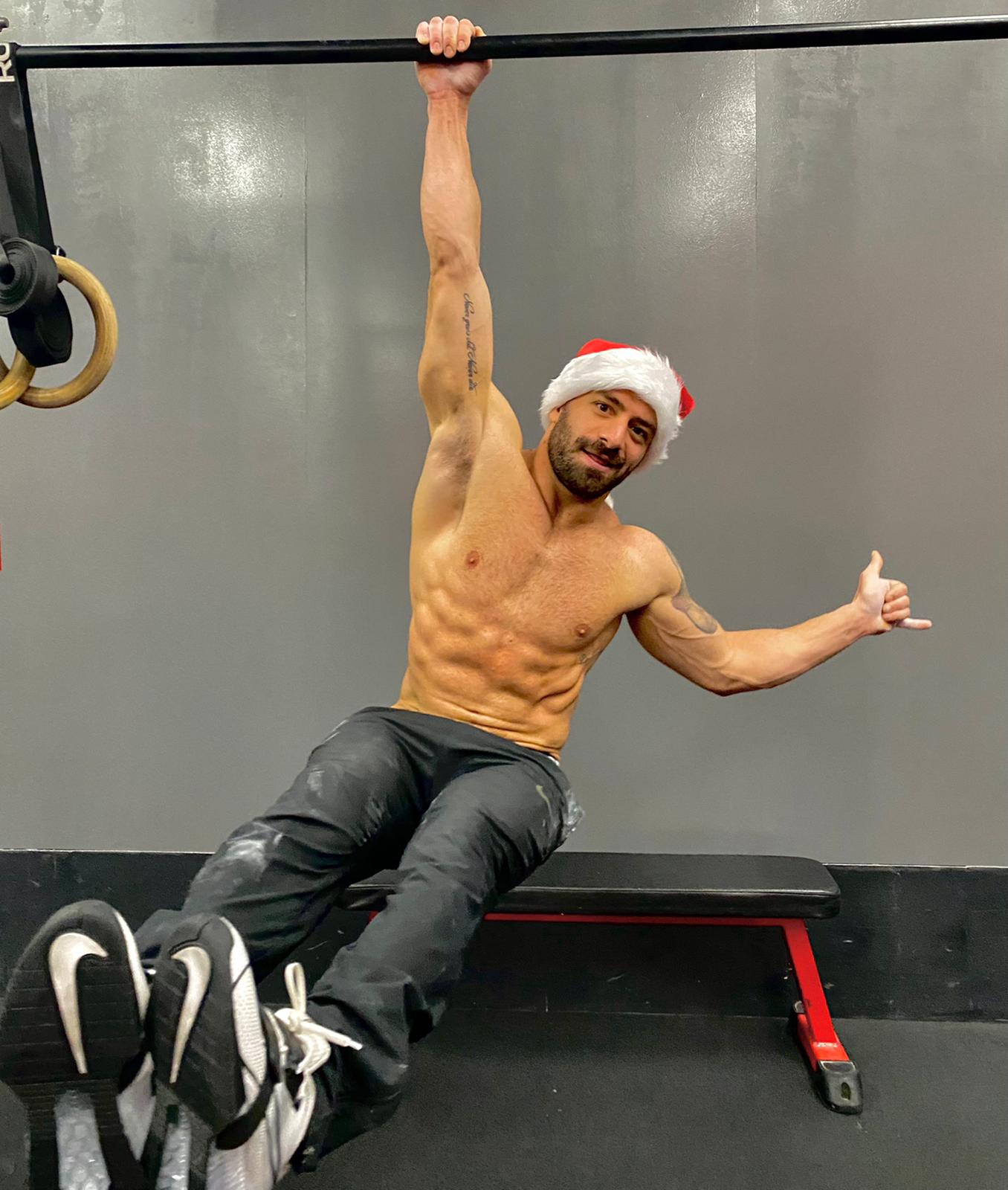 And the Xmas workout is done. Join my OF for a special Xmas welcome photo! I can just say... 
It has