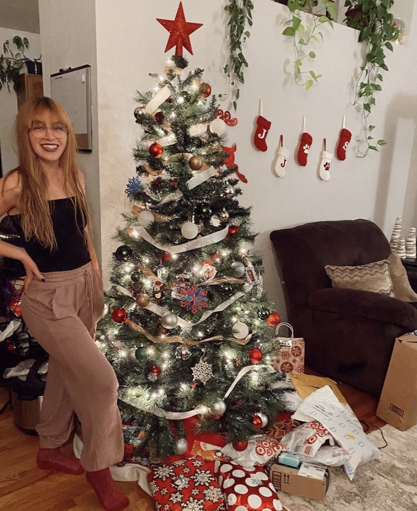 happy holidays ✨🎁🎄❤️