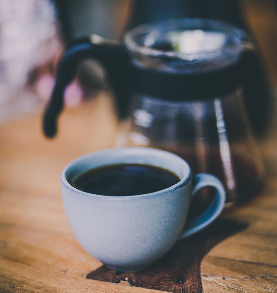 fcoteco's tweet photo. Hoy hay que disfrutar de una buena taza de cafe en cama y pensar en nuestros sueños y dejar el miedo de lado y dejarnos ir a nuestro propósito de vida. Date a tu llamado.
#motivation #marketing #25DeDiciembre #proposito #empresario #emprender #familia https://t.co/FXU06aXRbK