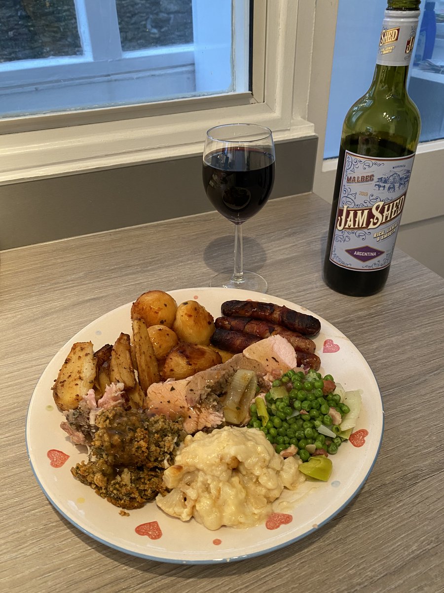 MrIanStewart's tweet photo. @hannie_rose @CatherineBohart No sprouts here either 👌🏻 #JoinIn https://t.co/w4gvF1SHMj