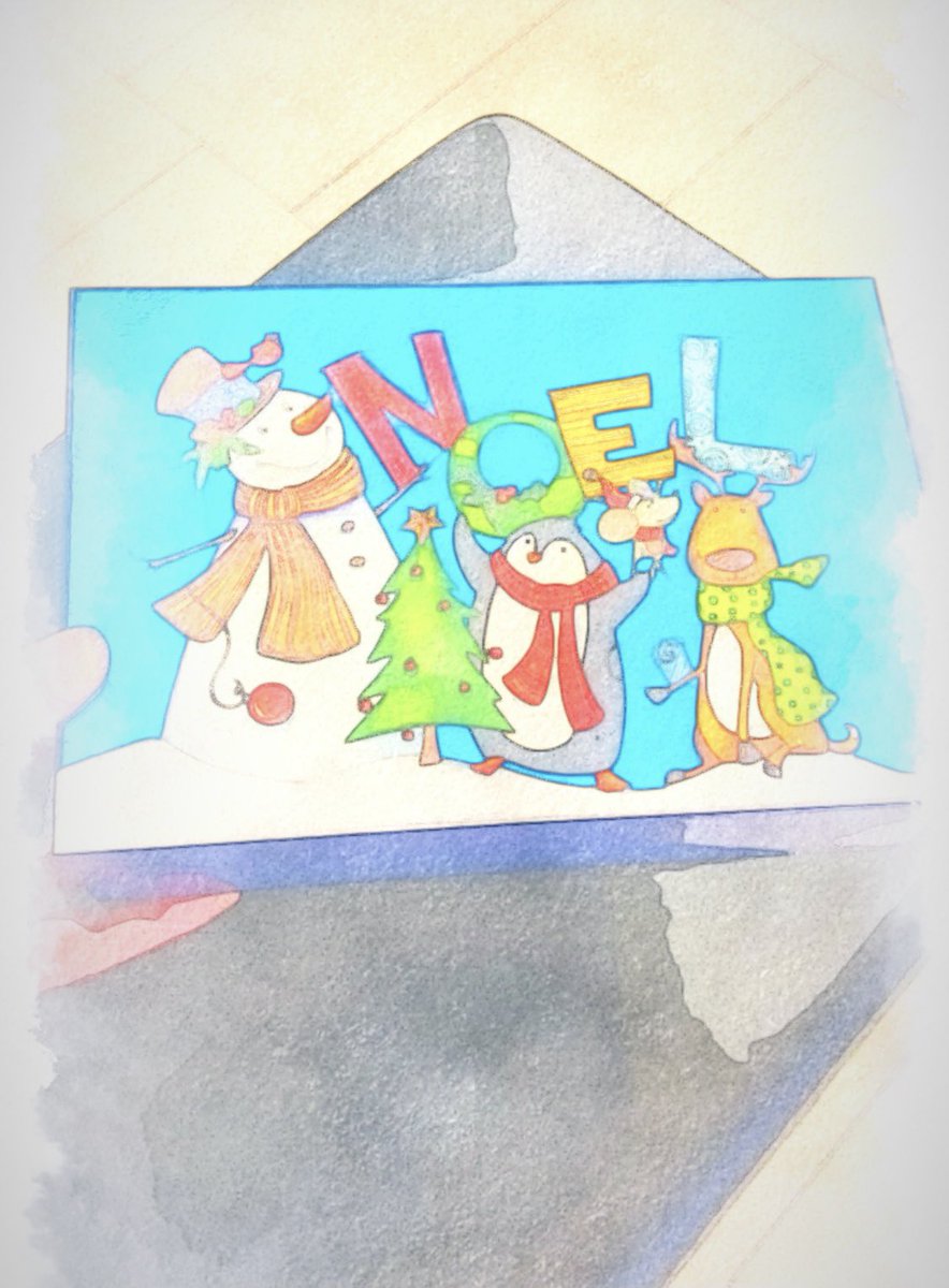 Joyeux Noël mes chéris ! Merry Christmas to you beautiful souls! Happy Kwanzaa to my people. The winter solstice is a reminder for us all to let go of the old and embrace the new. There’s beauty in the unknown. Be brave and let’s walk the road less traveled together. 🧡😘🤎