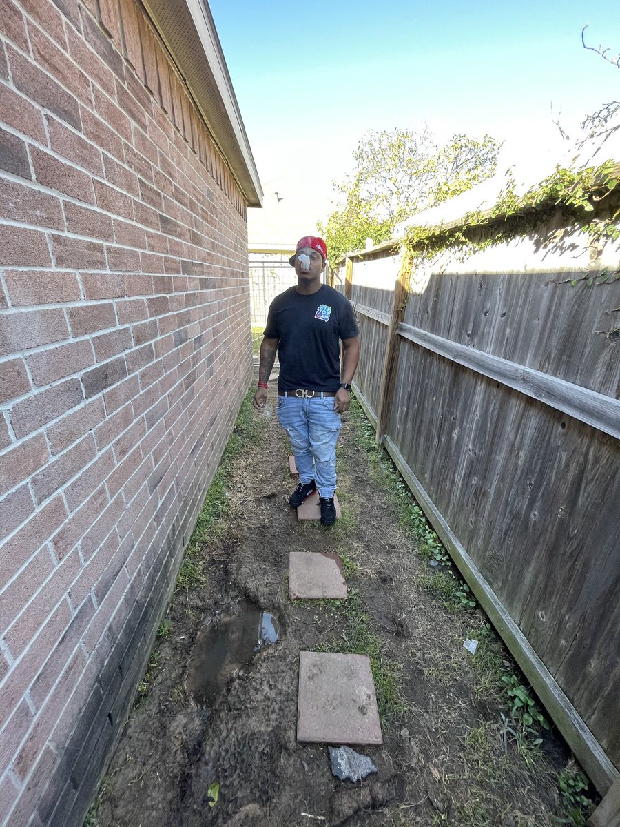 These Niggas Talk  🗣About Pressure But They Ain’t Applying It 🖤💰🤫 !