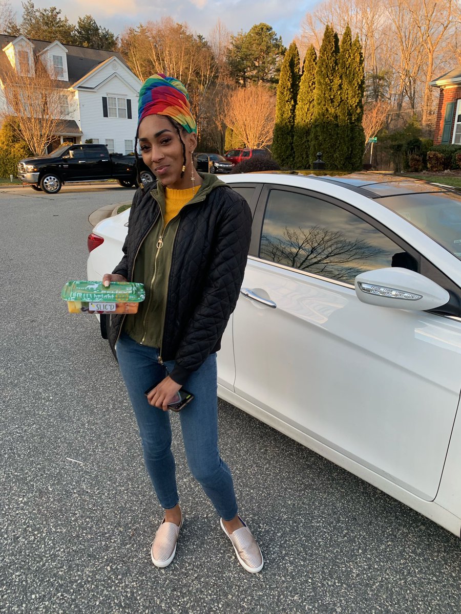 fineapplewater's tweet photo. π caught a wild π in her delivery element today π₯°βΌοΈ thank you everyone that supported my child #SLICD today πβΌοΈβ¨ https://t.co/LEdtMtNdBB