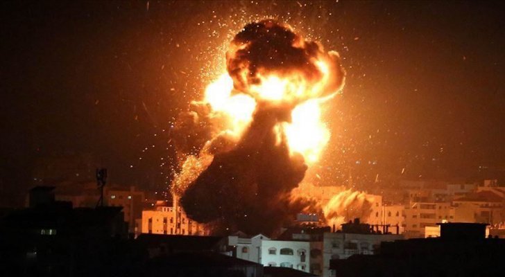 RT @MarxistBastard: Gaza strip being bombed ~ 1 hour ago
Absolutely 0 media coverage locally or internationally https://t.co/ZLwWcQDwXb