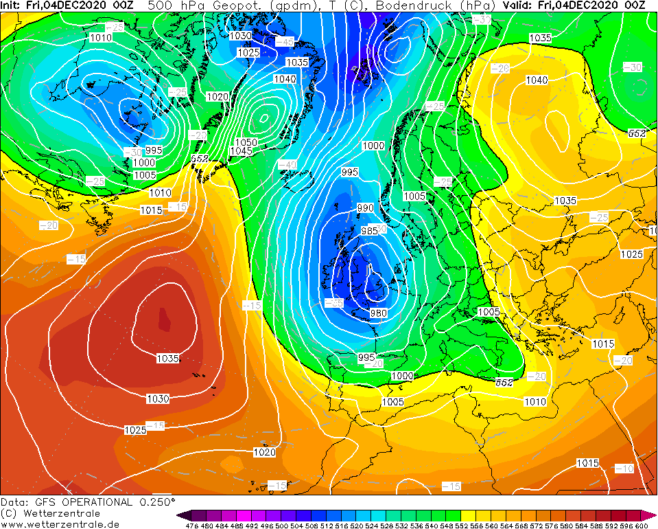 Alpenweerman's tweet photo. Tja, wie zij dat zo mooi "het kan verkeren"`? December eindigt min of meer zoals het ook begonnen is. Vgl. GFS 04-12 versus GFS 28-12 #opherhaling https://t.co/gNIXUg6DA0