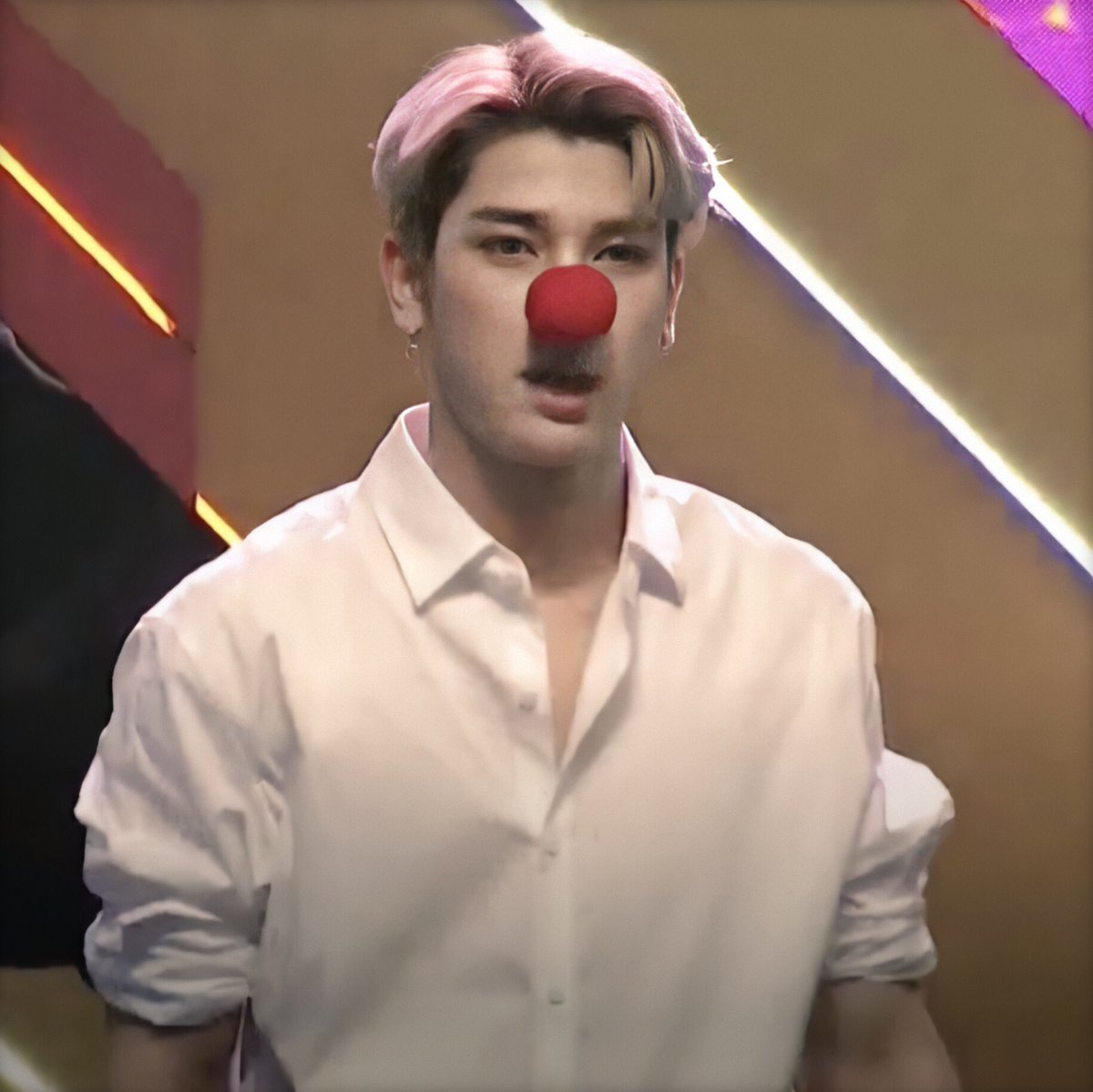 tinygyul's tweet image. merry christmas everyone !! 💗🎄