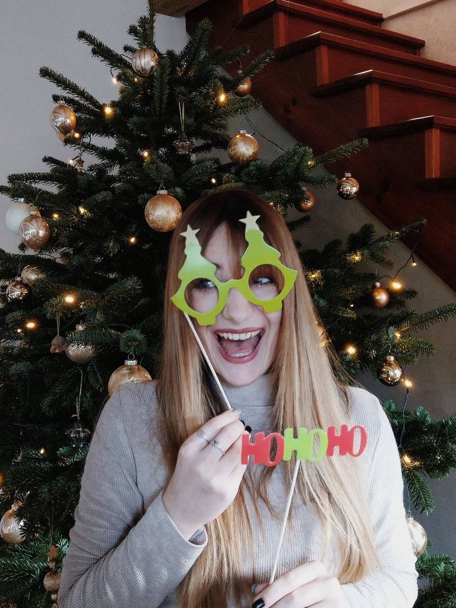 boldhead_studio's tweet photo. MERRY CHRISTMAS y'all 🎄🎅
#boldhead #creativestudio https://t.co/N0bZx5hjn8