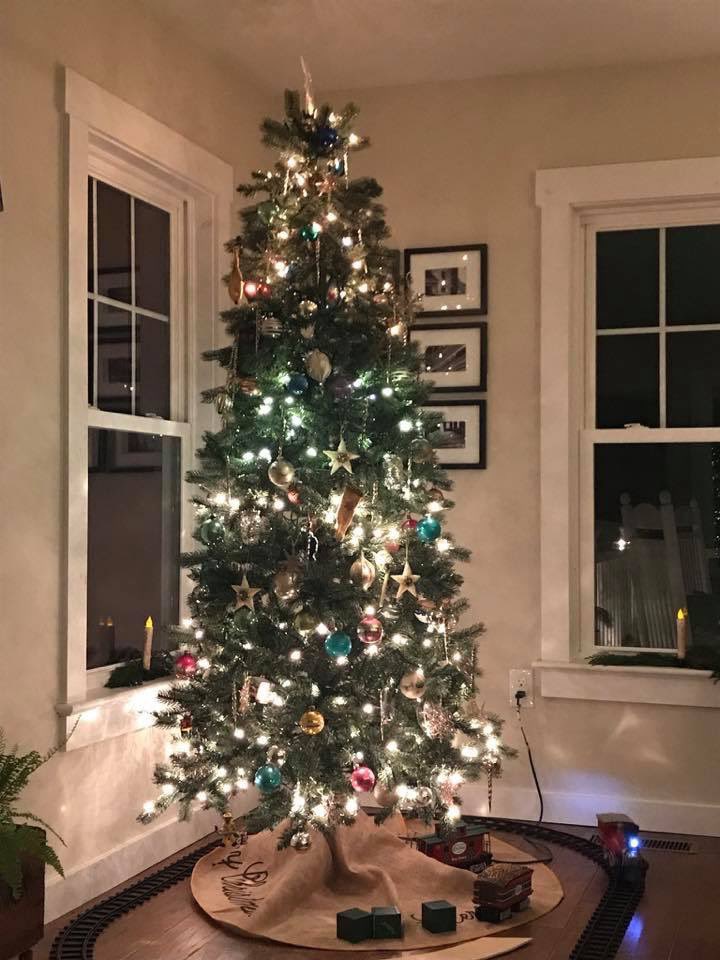 LCFFFoundation's tweet photo. Merry Christmas from the @LCFFFoundation.  Remember everyone deployed and working today.   #MerryChristmas2020 https://t.co/UggZbvpxC6