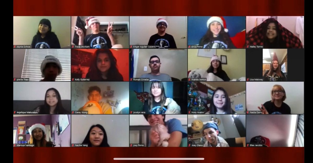 Happy Holidays from our choir family to your family! 🤍