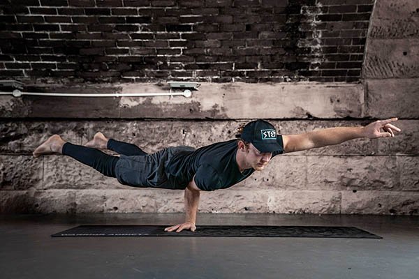 EXCLUSIVE DISCOUNTS ON OUR NEW COLLECTION 😊 - mailchi.mp/warrioraddict/…

#warrioraddicts #proplanet #newcollection #mensyoga #januarysales