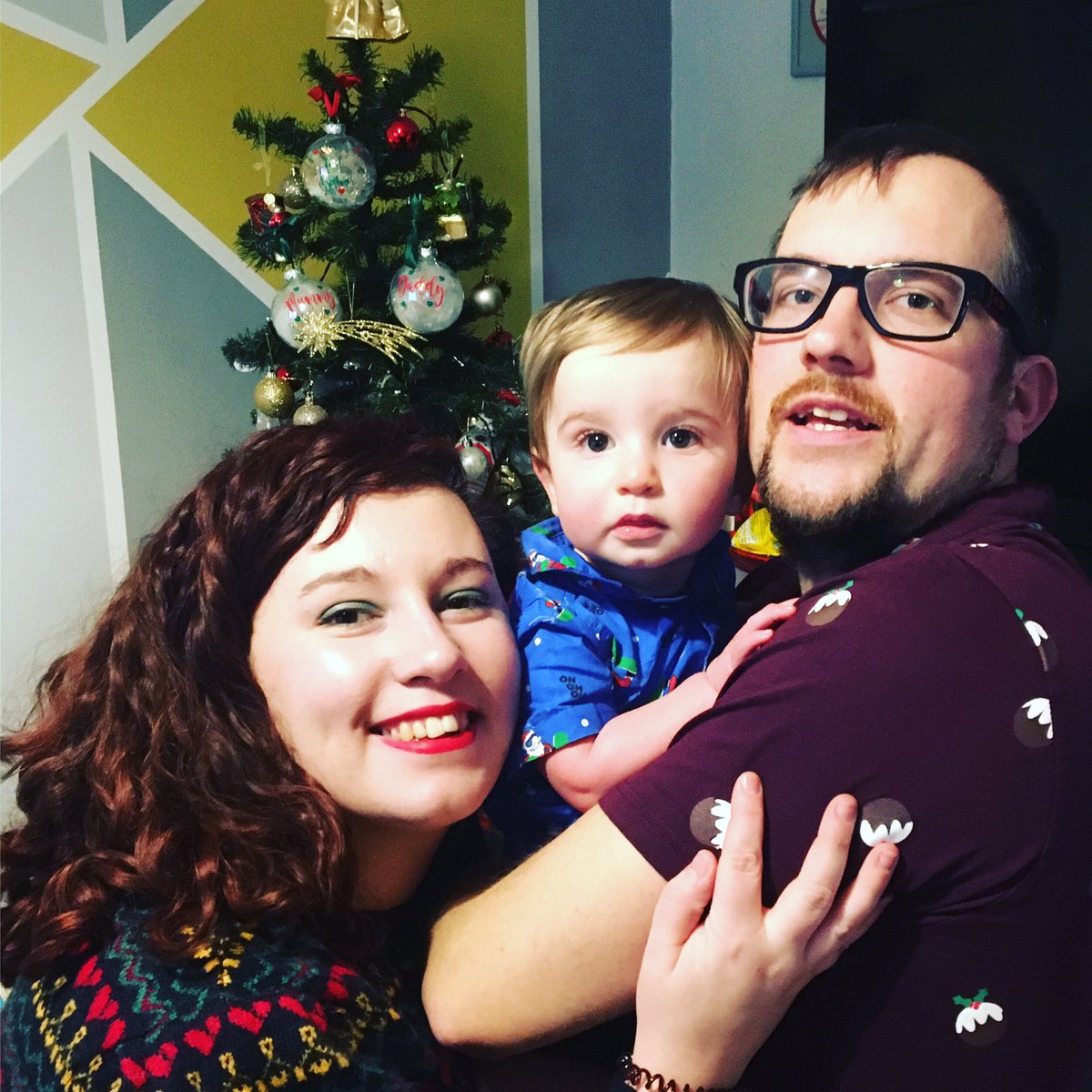 DeafinitelyMum's tweet photo. Merry Christmas, one and all! If you don’t celebrate Christmas then happy holidays/happy days! DM, Pac Mann and the Fiancé. x https://t.co/aAA5aYP2qB