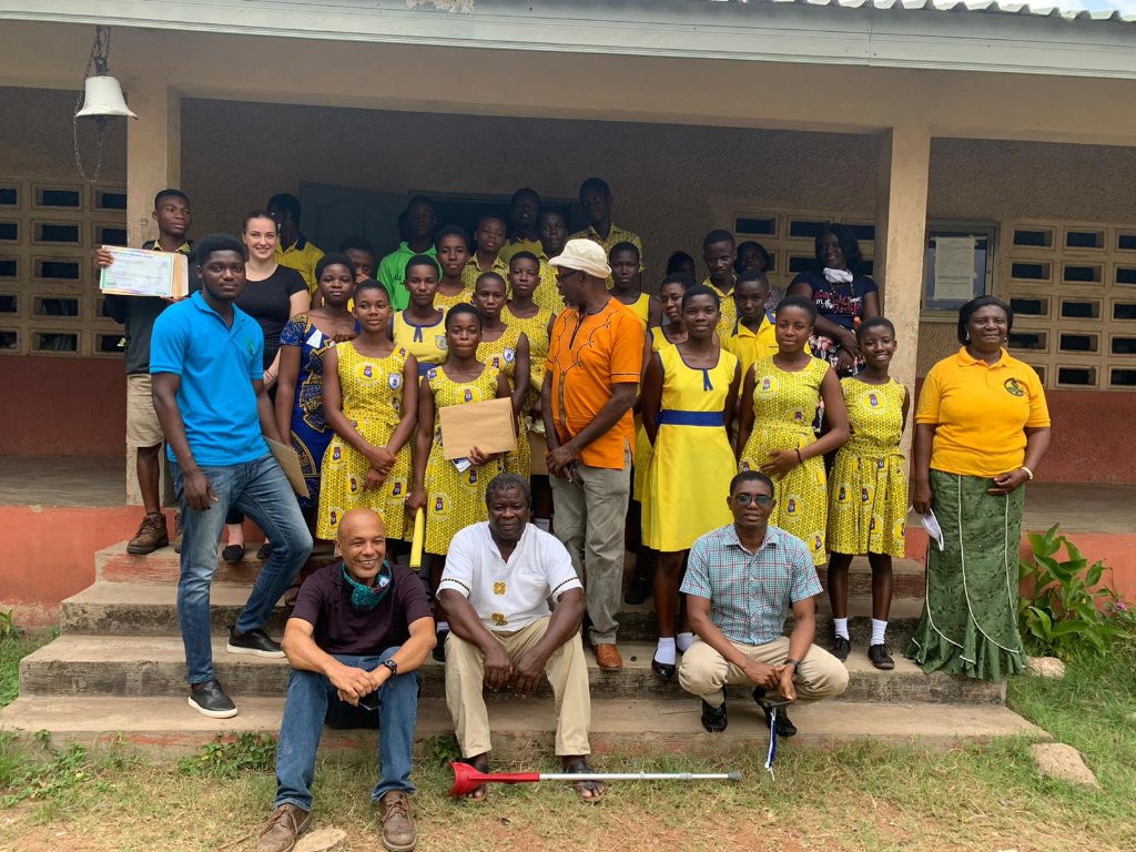 JustGhana Ltd (@justghanaltd) on Twitter photo "Never say there is nothing beautiful in the world anymore. There is always something to make you wonder in the shape of a tree, the trembling of a leaf.” – Albert Schweitzer
Amantem Award wnners from Konkonuru & Peduase. <a href="/elsie_owusu/">Elsie Owusu OBE</a> <a href="/hjabraham/">Henry Abraham</a> <a href="/selasi_setufe/">Selasi Setufe</a> "Never say there is nothing beautiful in the world anymore. There is always something to make you wonder in the shape of a tree, the trembling of a leaf.” – Albert Schweitzer
Amantem Award wnners from Konkonuru & Peduase. <a href="/elsie_owusu/">Elsie Owusu OBE</a> <a href="/hjabraham/">Henry Abraham</a> <a href="/selasi_setufe/">Selasi Setufe</a>