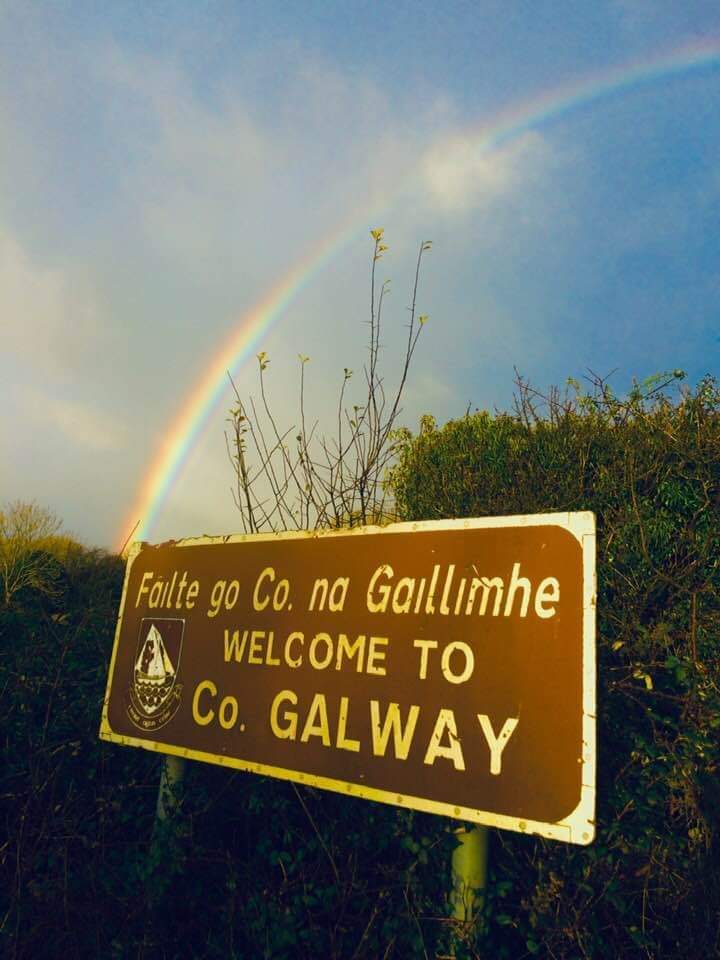 Galwayjobconnec's tweet photo. Merry Christmas to you all!
Moving to Galway in 2021, find out what jobs there are in Galway ?
Subscribe to my free newsletter, it has lot's of resources and information !
👉https://t.co/xFEfmlHcez
#GalwayJobConnector #HappyJobHunting
Image by Jacqui Queally https://t.co/ZkoxypxQhl