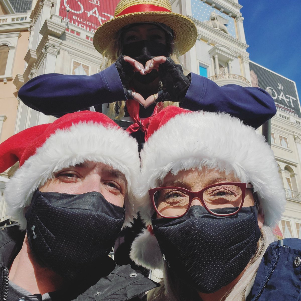 seanandstef's tweet image. First time on the gondolas at the Venetian and it was the perfect day to try them out. So romantic! Thank you to our gondolier Erica for an amazing experience 🥰 #seanandstefstrong #seanandstef