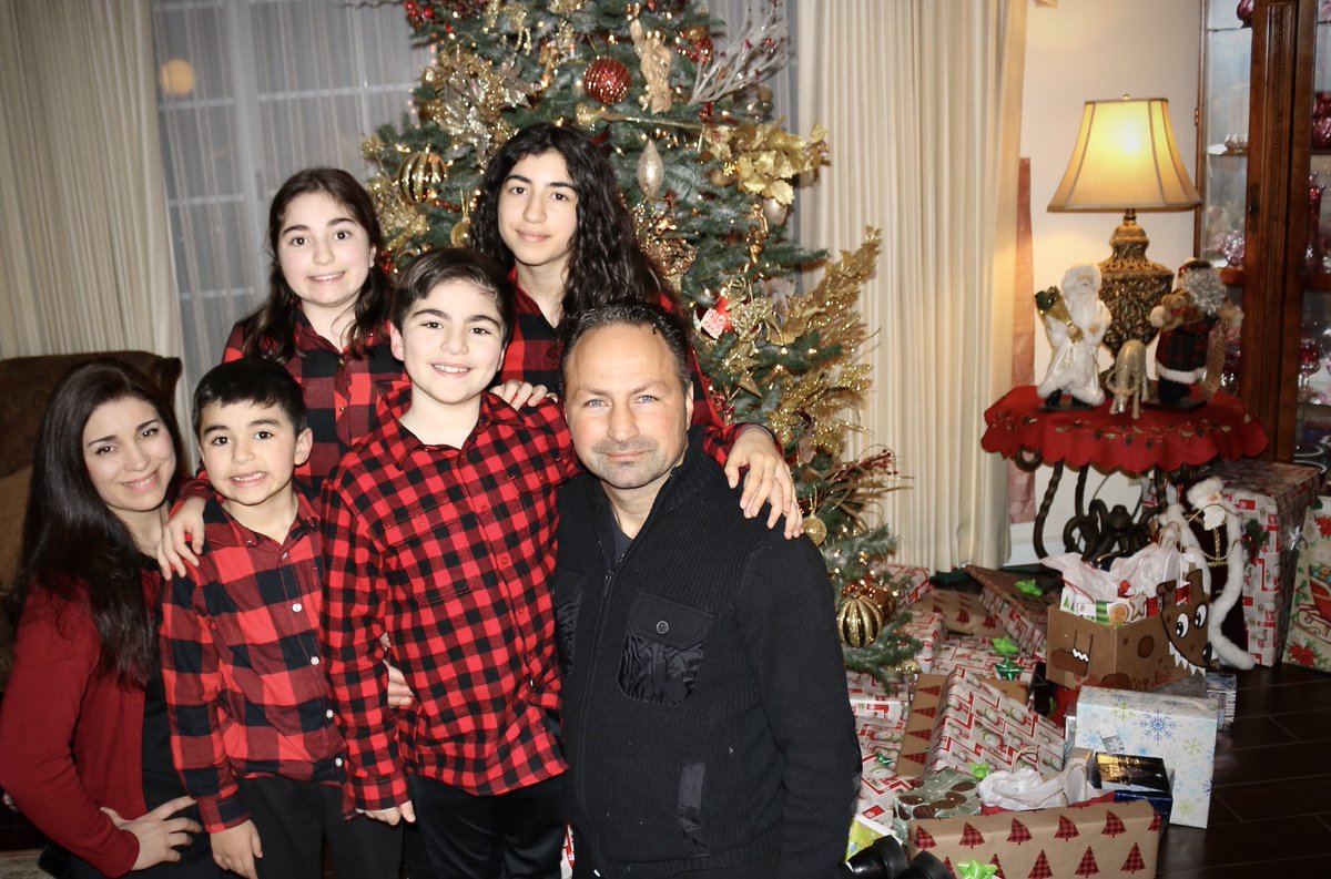 almaelissa's tweet image. Merry Christmas!