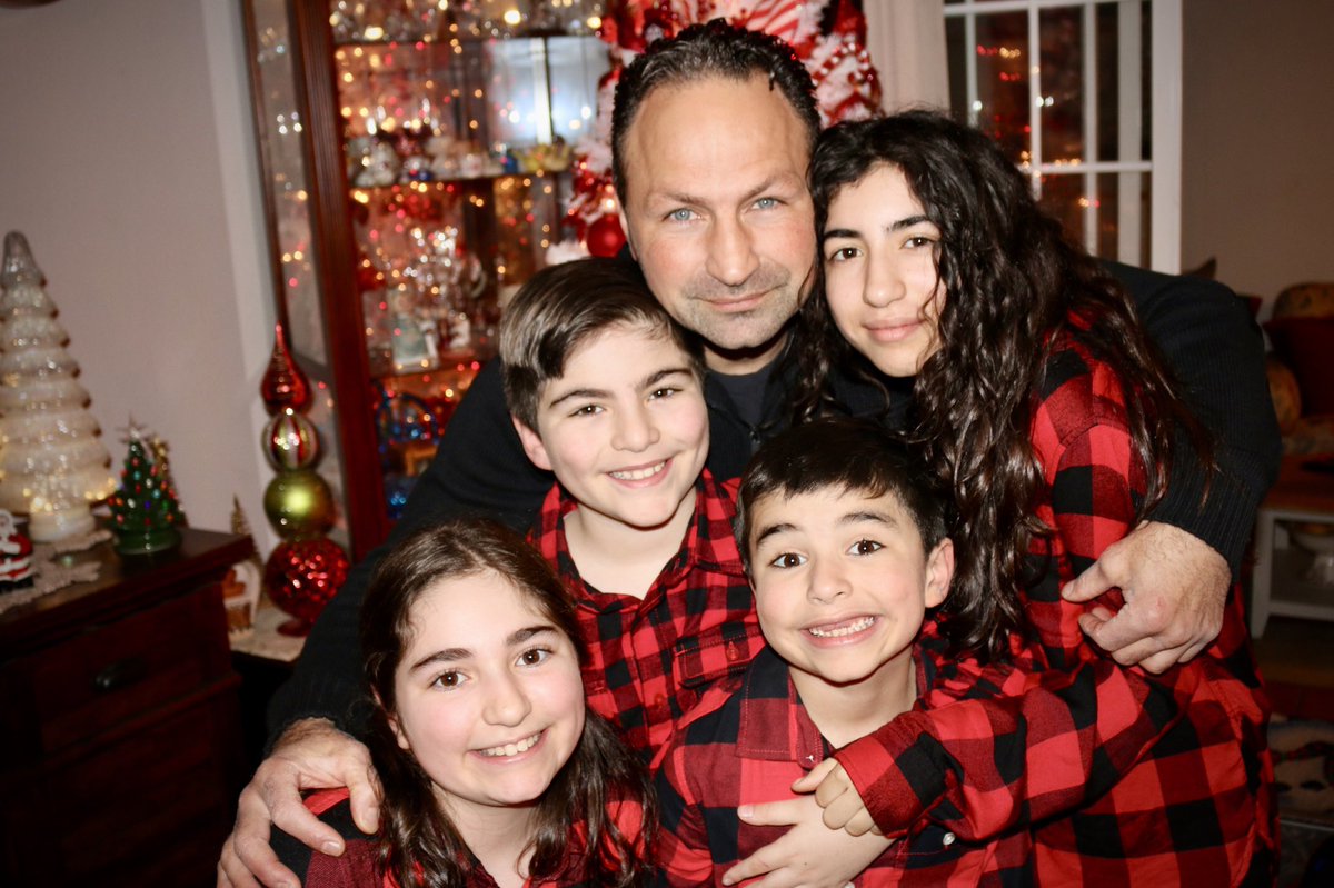 almaelissa's tweet image. Merry Christmas!