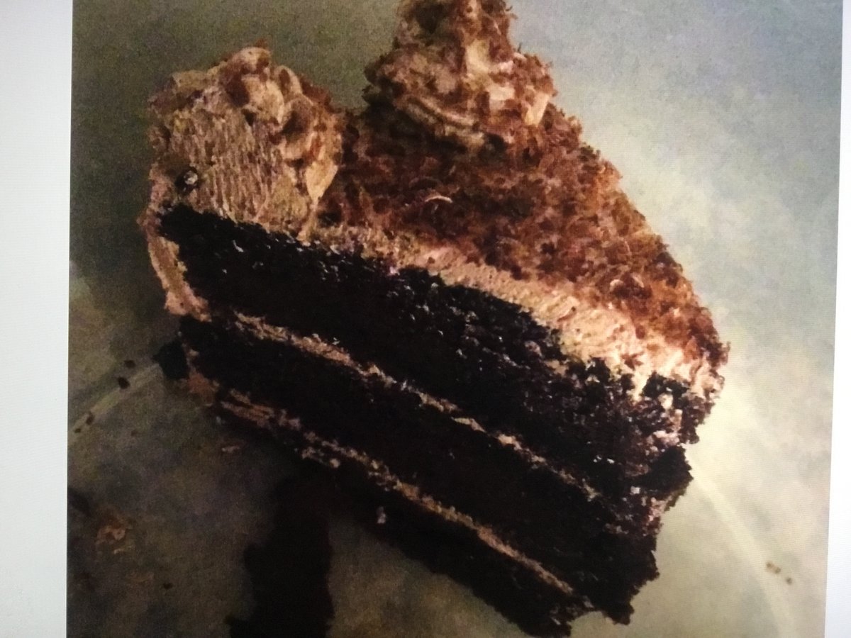 Cole80283751's tweet photo. Triple Chocolate cake for my sister‘s 16th birthday! 
@skillsontario  #skillsathome #SkillsCakeDecoratingChallenge https://t.co/MUY2Le8LKA