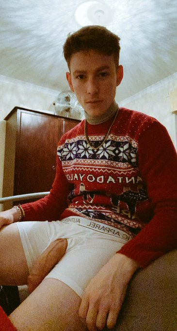 Merry Christmas All, hope you've had a good one.. all the best Felix https://t.co/mYhKz8OHjd<a href="/tag/mvsales"class="tags"><span>#mvsales</span></a><a href="/tag/mvgayboys"class="tags"><span>#mvgayboys</span></a>