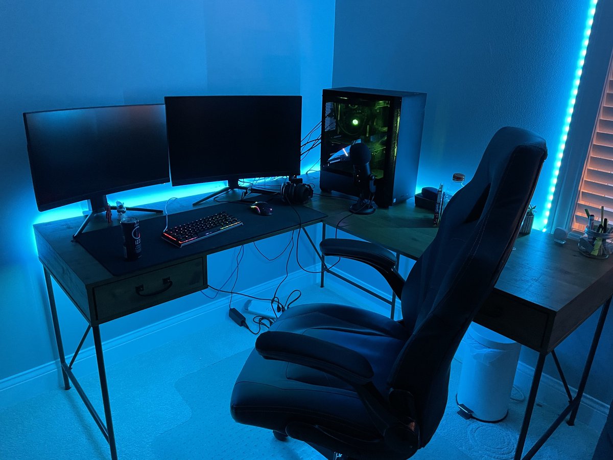 Cole Tucker tweet media