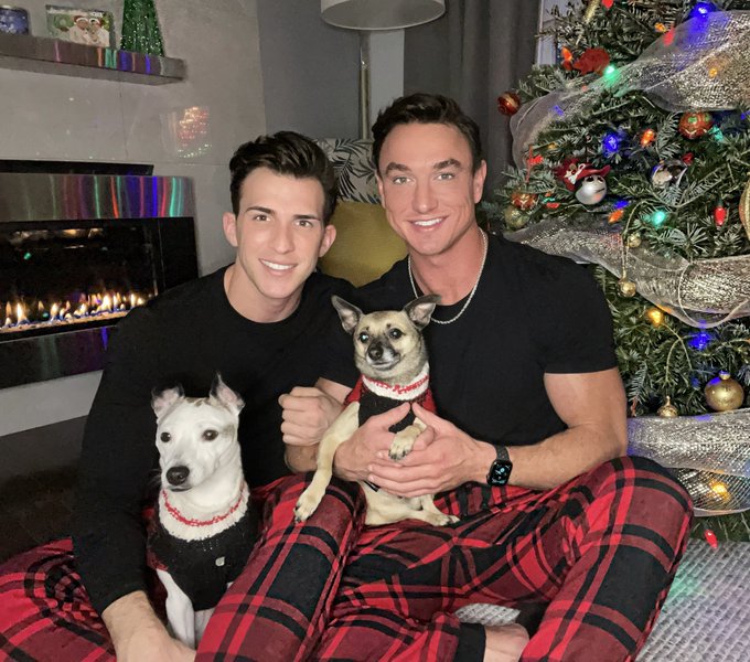 TW Pornstars - Cade Maddox. The most liked pictures and videos from Twitter for all time. Page 3