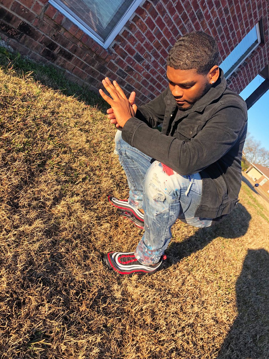 fam0uspapi's tweet photo. Christmas2020 😎‼️💪🏽 #someslight https://t.co/6EE0zNMWmV