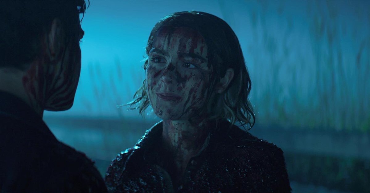 the hands during the kiss