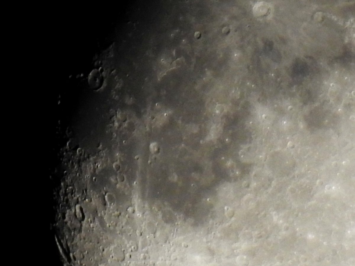 mildthing99's tweet photo. Great Christmas Day definition of #craters e.g. #Aristarchus #Lansberg #Reinhold #Copernicus + ray, #Bullialdus near the terminator #SurreyHills #WaxingGibbous 🌔 82.2% @DavidBflower @StormHour @metoffice @ThePhotoHour #StormHour #loveukweather https://t.co/MSdyavA5sw