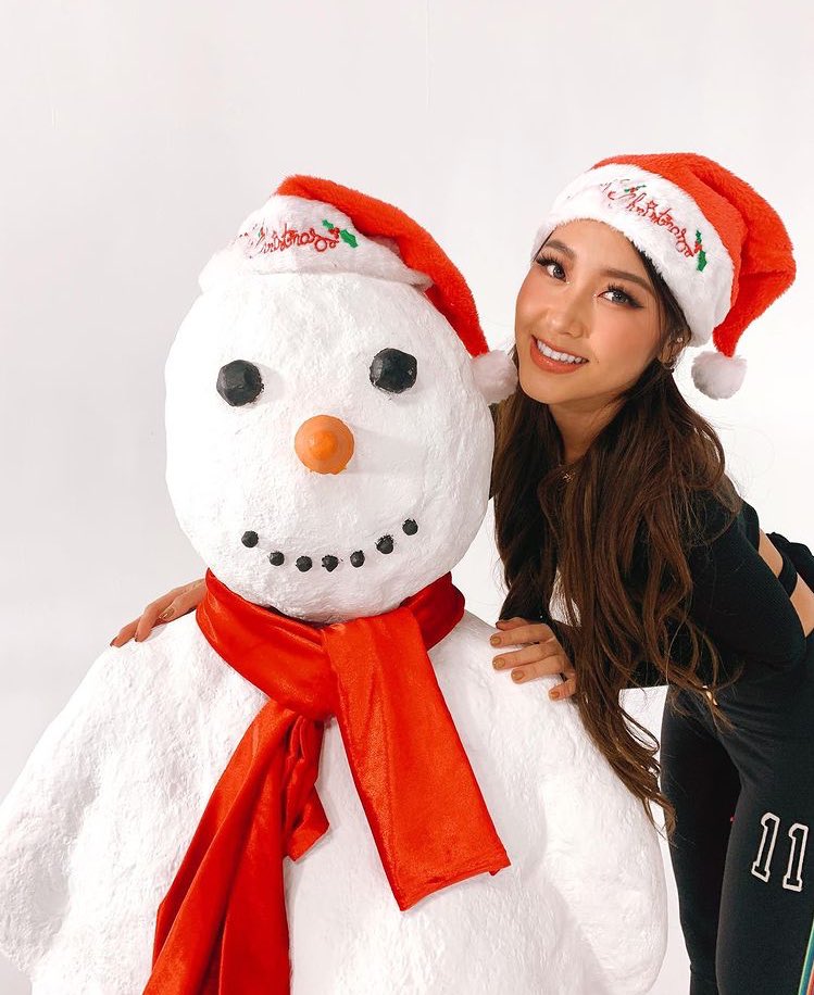 bomi_olp's tweet photo. #olpgram
FELIZ NATAL GENTEEEE!!!
Esse natal tinha tudo pra ser ruim e triste mas graças ao @jake_olp foi lindo e inesquecível 😔😔😔😔 muito obrigada, mo amor lindoh https://t.co/eKx2eVN39V