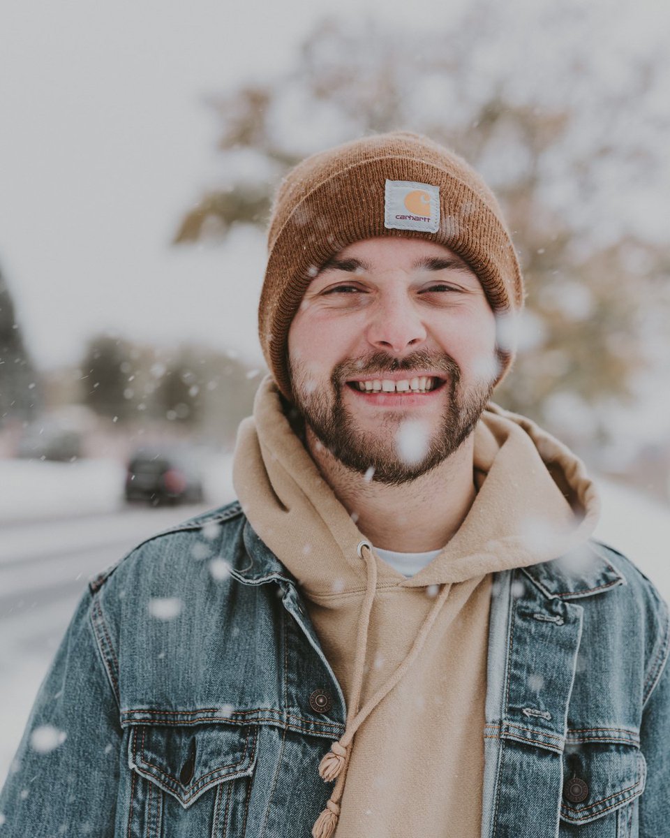 _stablemate's tweet image. Happy holidays from Stablemate 🤍

Hopefully we can get out and see you guys next year and personally thank you for the impact you’ve made on us just by spending some time to listen.