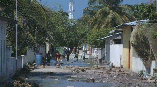 iburahimali's tweet image. Today is marked in remembrance of the spirit of national unity and solidarity shown by the people in the immediate aftermath of the devastating 2004 tsunami.

May Allah protect us from all natural disasters. Aameen.

#NationalUnityDay2020 🇲🇻