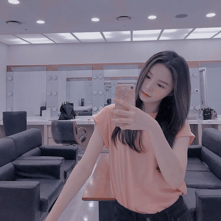 eunbinglow's tweet photo. Thank you Elkie for being one of the idols who can do everything, dance, sing, compose, design, all with passion, thank you for letting us know your talent and #ThankYouElkie #CLC https://t.co/vKBG3ZnqPh