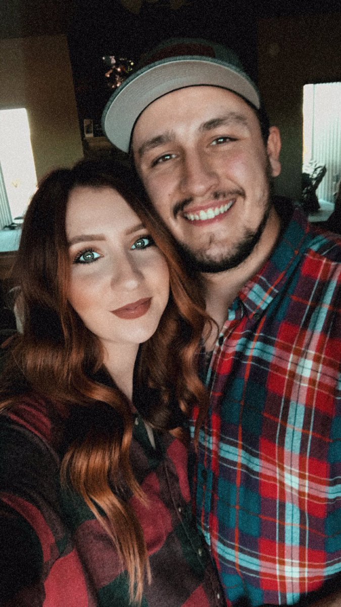 brihops's tweet photo. Our last Christmas as -just- Mr. &amp; Mrs. 🥰♥️ https://t.co/bn0zBDns8f