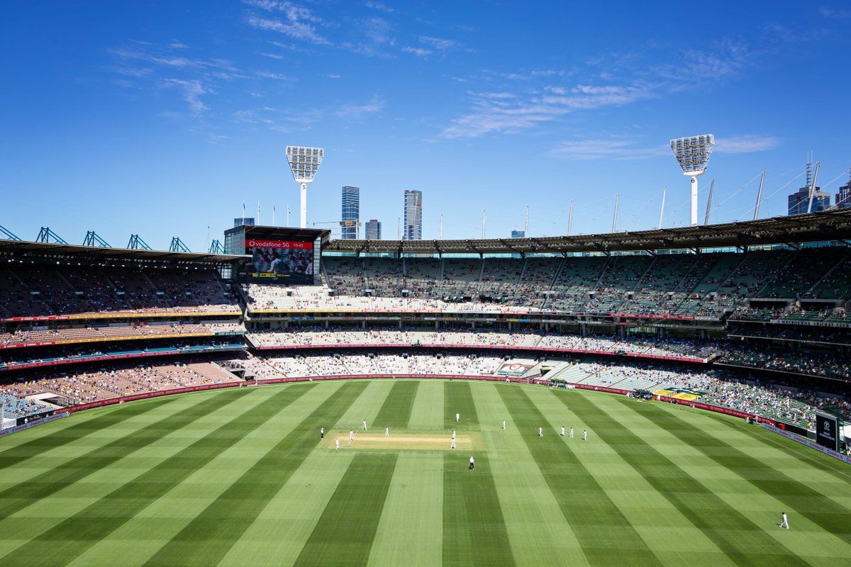 Melbourne Cricket Ground A Magnificent Day For Cricket At The G Lunch Time Score After Winning The Toss And Electing To Bat Australia Has Lost A Few Early Wickets