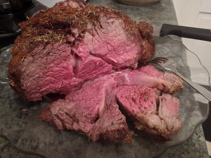 Anyone wondering how the food I was making online turned out... https://t.co/Ik5UynxuVY