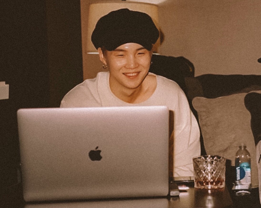 agustdfms's tweet image. #SUGA 📸