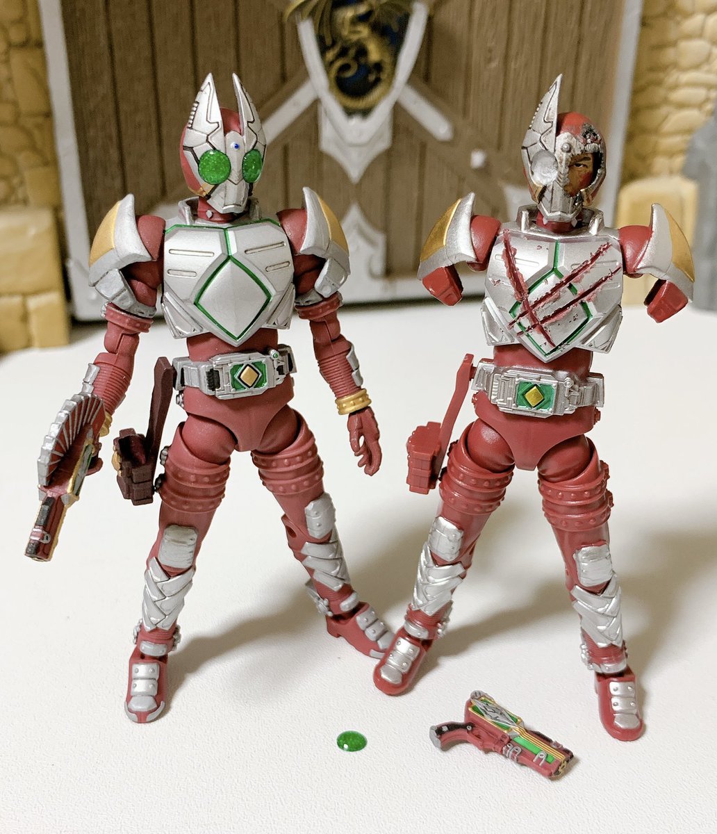 gotzpodman's tweet photo. shodo-oのギャレンをブロークンヘッドにしてみる！複製した頭部をくり抜いて顔と内部メカはエポパテで作成、複眼も再現。ヒーローのダメージ顔出しが好きで仕方ない！
#SHODO
#掌動
#3p75 https://t.co/Wz6D7UYT1S