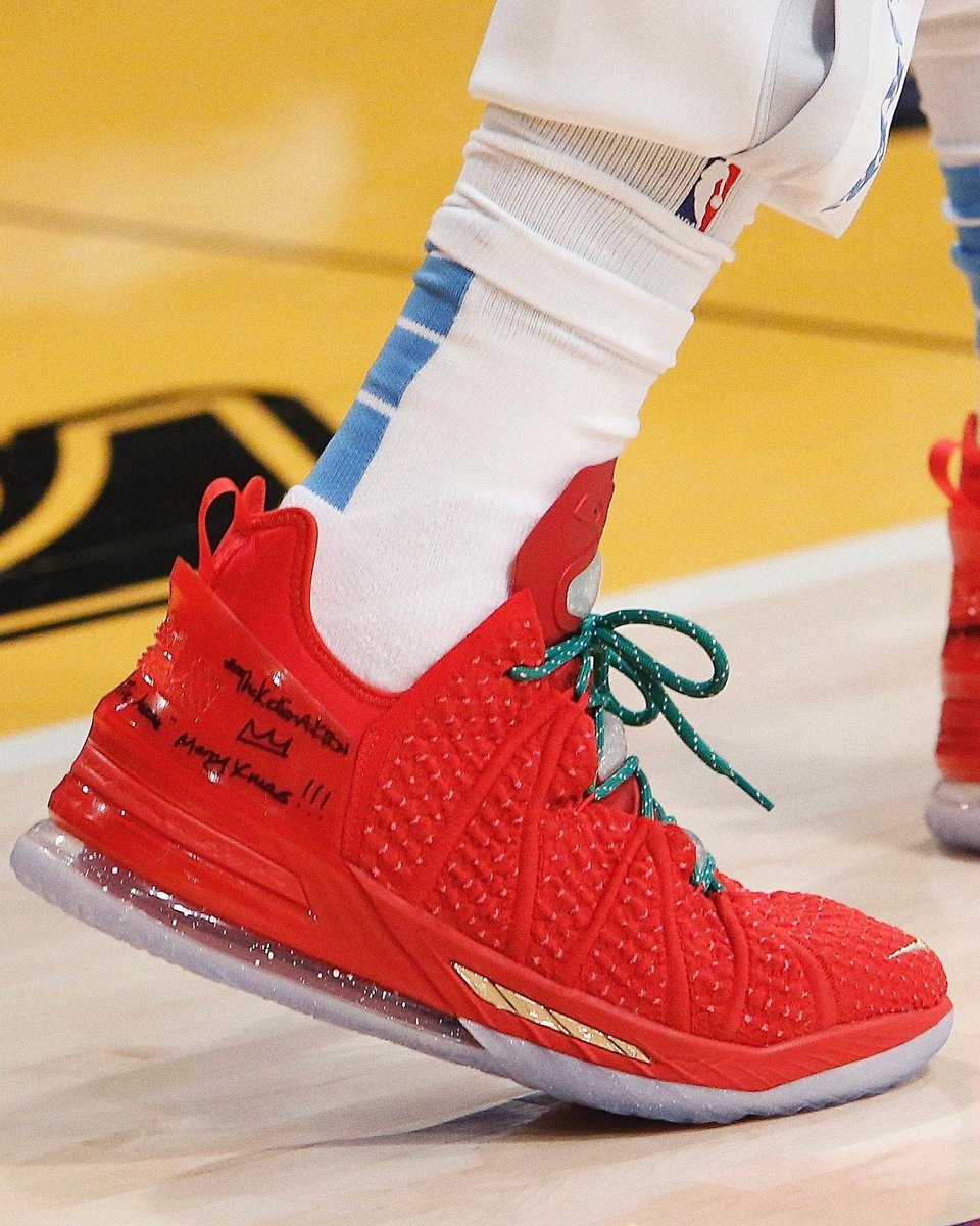 nike lebron 18 christmas