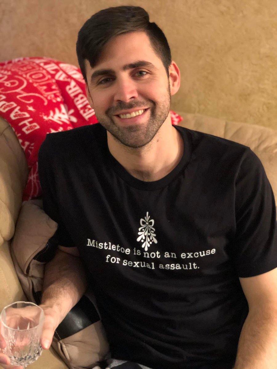 bite_sized_bxst's tweet photo. Tapas Swiss Miss to all, and to all a good night! #TheOffice #dundermifflin #office https://t.co/QuOqnvpVmE