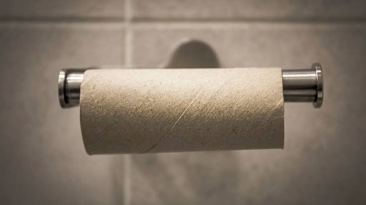sarquis_daniel's tweet photo. Confirmen si poner el rollo nuevo es lo que mas hueva da alv https://t.co/XgpyNsgo3p