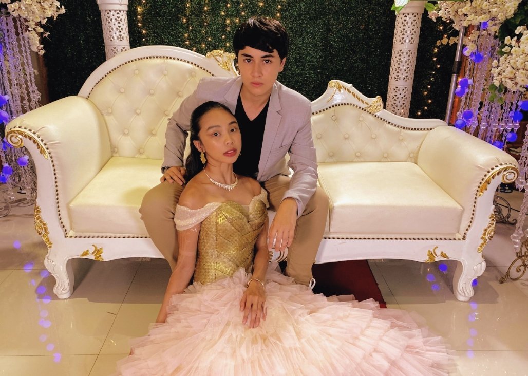 Krishteynnn's tweet photo. RT if nakabili na kayo ng tickets ng #PrincessDayaReese . ❤ Invite the whole fam to watch. We're rated G. 😊 https://t.co/I8oE6UtcAU