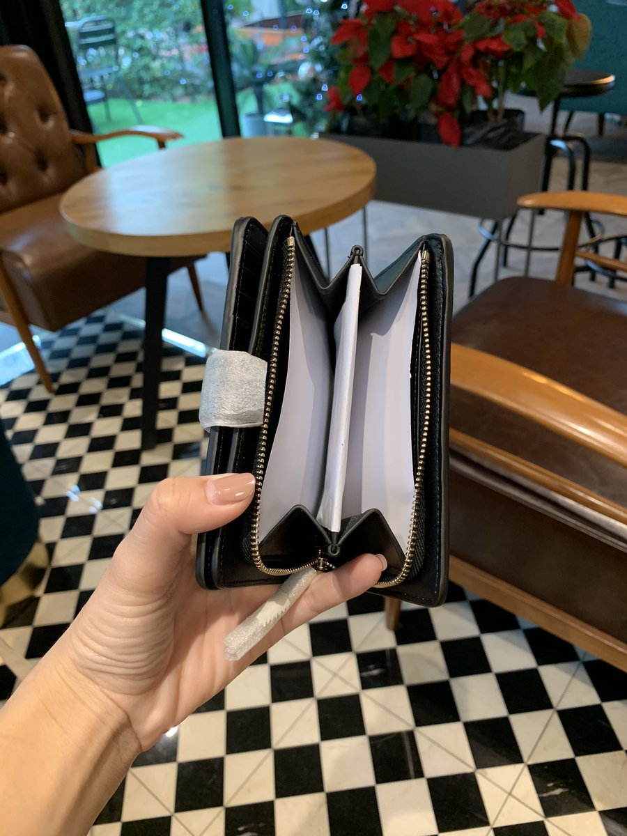 brandeebkk's tweet image. 12.12 sales🔥พร้อมส่งที่ไทย
- Kate spade Cameron bifold wallet ลดเหลือ 1990 บาท‼️
#howtoperfact #howtobeauty #howtobeperfect #howtoperfect #ไว้รีวิวห้ามขายของโว้ยย #ไว้ขายของห้ามรีวิวโว้ยยย #preoderusa #พรีออเดอร์ #พรีออเดอร์อเมริกา #พรีออร์เดอร์เกาหลี #ของดีบอกต่อ  #katespade