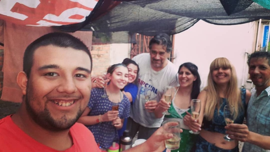 cenicienka's tweet photo. Los quiero!Que lindoooooooo verlos !
#missobris #micuñada #familia #amor #love #navidad #christmas #feliznavidad #merrychristmas https://t.co/z8v6q1wUkq