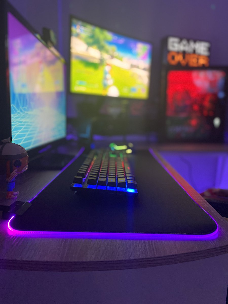 HasBeenJax's tweet photo. So excited!!!! 👾🎮 https://t.co/z8CtKsZNUI